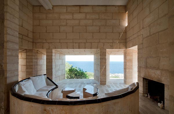 Top 12 Artist Residencies in Iconic Architecture